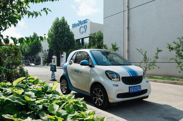 又一共享汽车倒下：网站无法访问创始人成老赖，押金要退365年