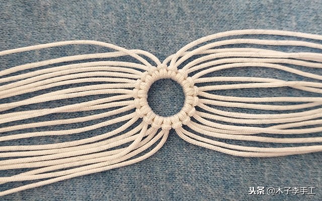 七彩莲花挂件的编法,梅花挂件编法教程