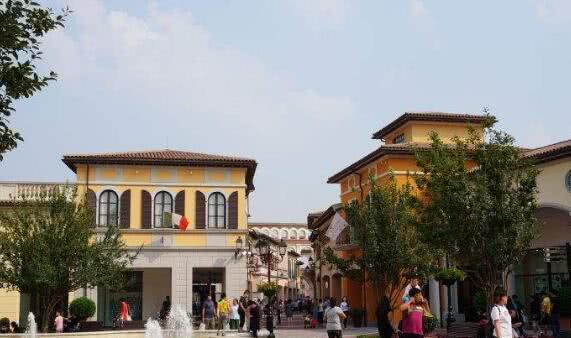 天津天津之眼游轮,天津海河边天津之眼