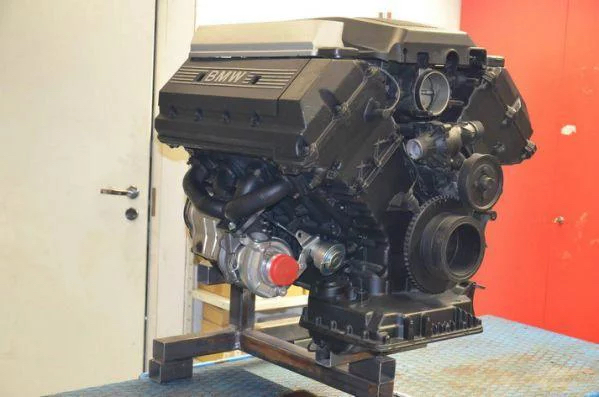 抗衡h2r的摩托车,宝马h2r摩托车