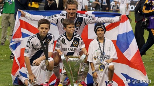 足球转会尤文,足坛自由转会第一人