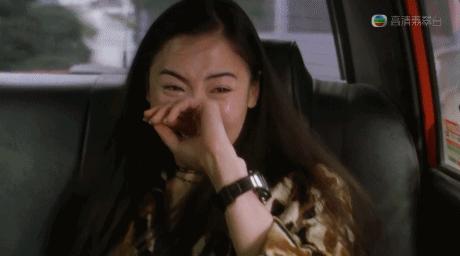 她曾是周星驰电影御用女主角,港片女神周星驰