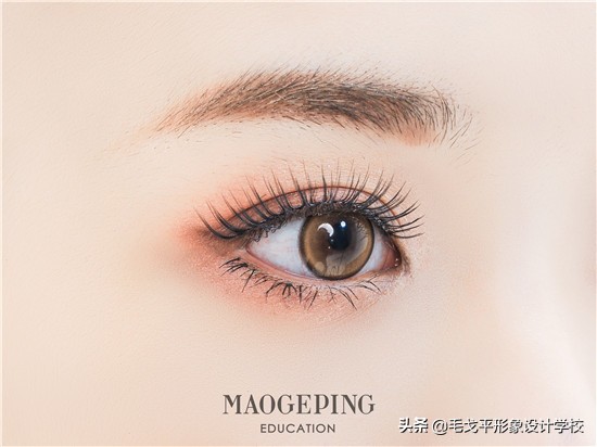 清爽蜜桃妆容,散发青春魅力粉红蜜桃妆容详解