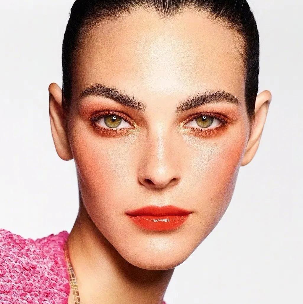 为什么大家都喜欢买香奈儿,香奈儿带给你的感触