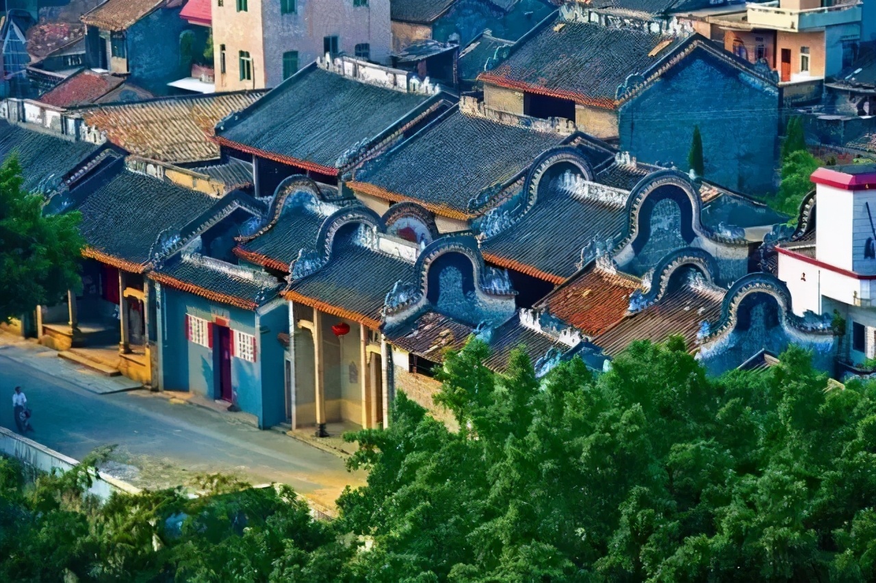 佛山924电台主持人直播,佛山924电台直播间主持人