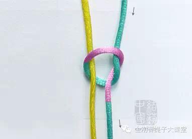 双线弹力绳金刚手串收尾打结图解,手串弹力绳打结方法视频教程全集
