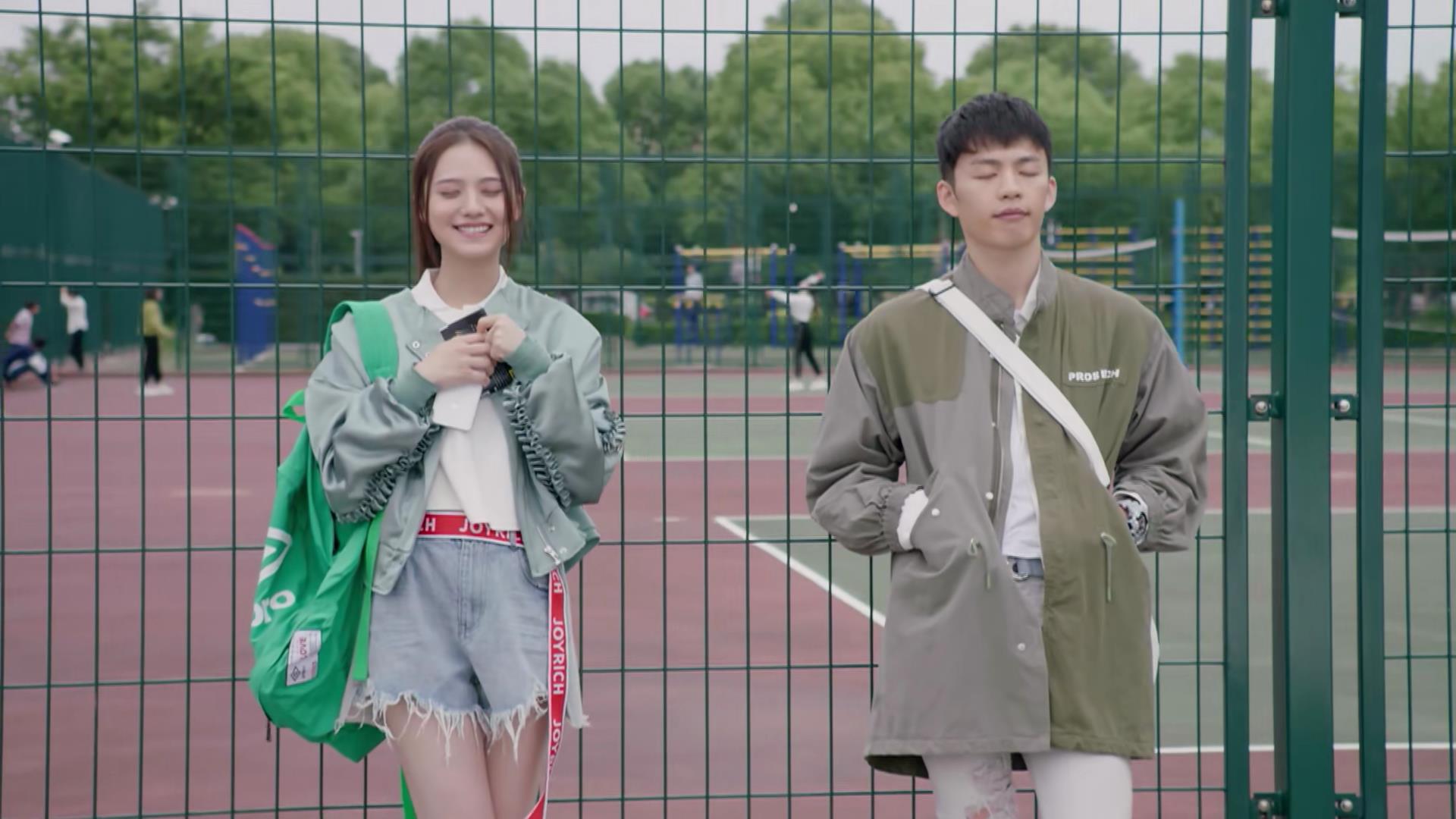 亲爱的热爱的小米跟亚亚合适吗,亲爱的热爱的亚亚和小米