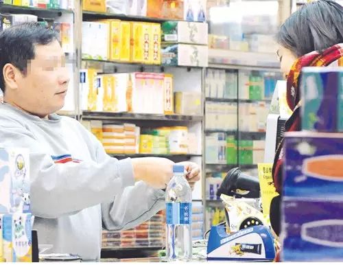 警方查获假冒伪劣产品,香港查获大量假药