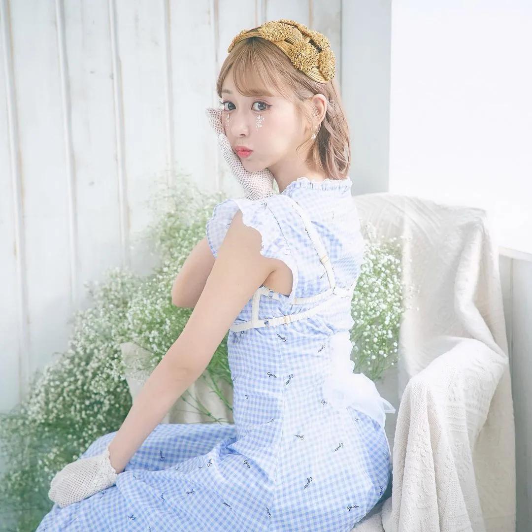 日本JK少女首登《PLAYBOY》封神！明日花不香了？