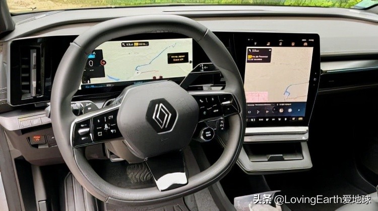 雷诺梅甘娜混动价格,全新雷诺梅甘娜内饰