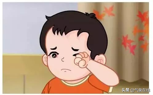 春天过敏眼睛流泪是什么原因,春天当心过敏性结膜炎
