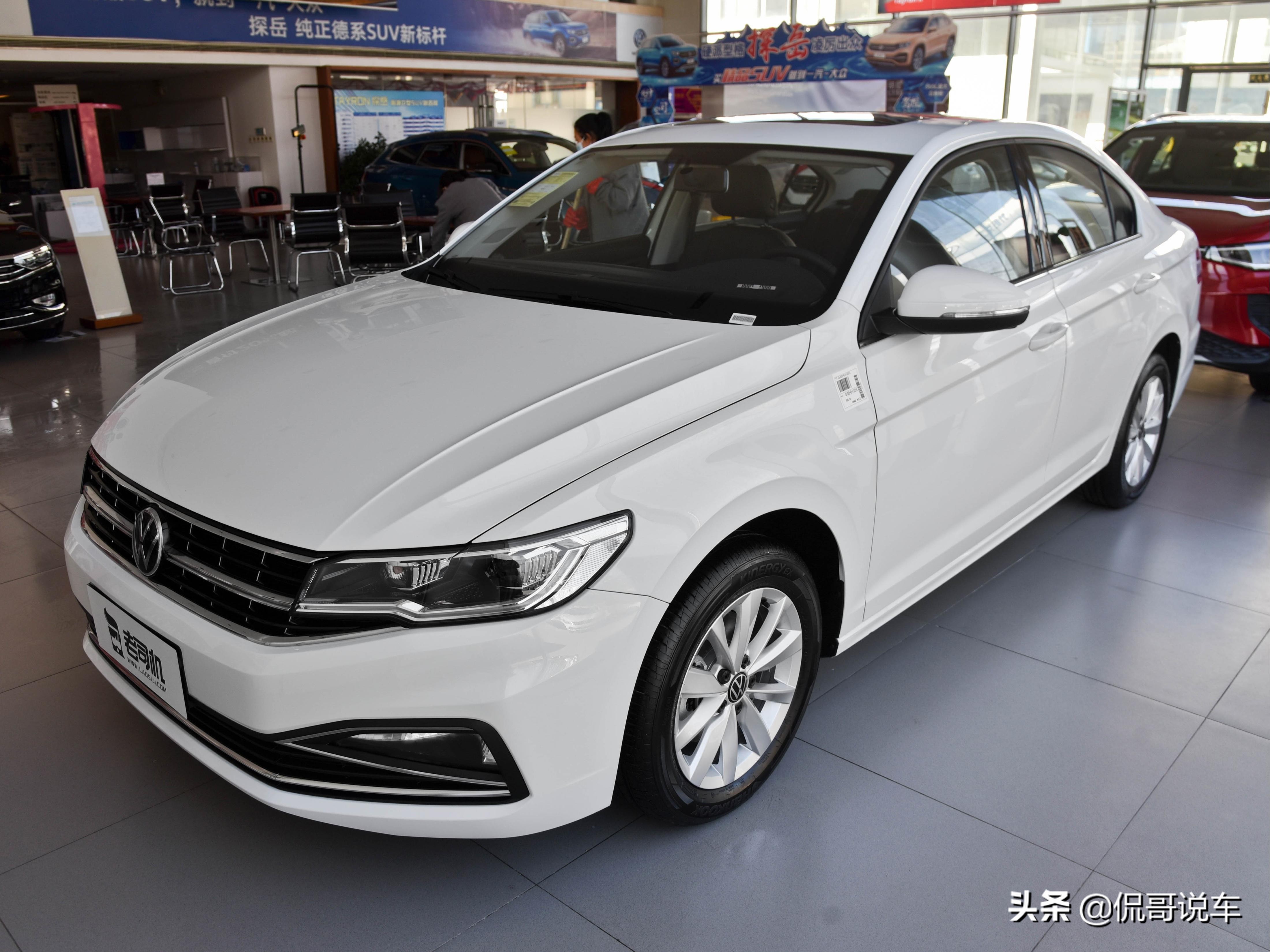 大众宝来驾驶感受1.4t,百公里油耗5-6左右的车