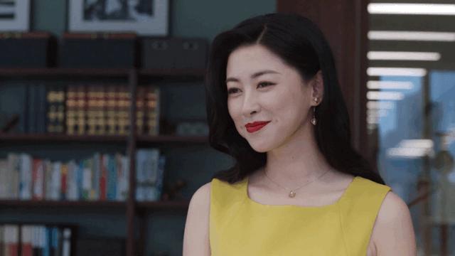 栗娜裙子搭配鞋子,精英律师栗娜50条裙子图片