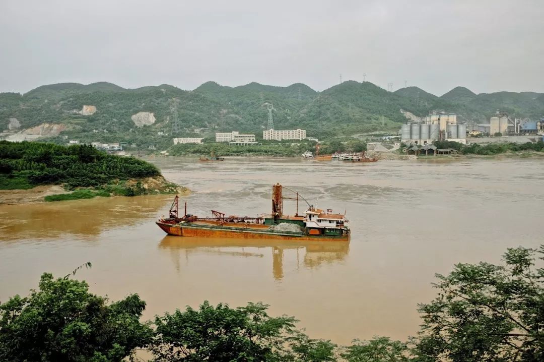 中国哪里还有绿皮火车,中国哪个城市绿皮火车最多