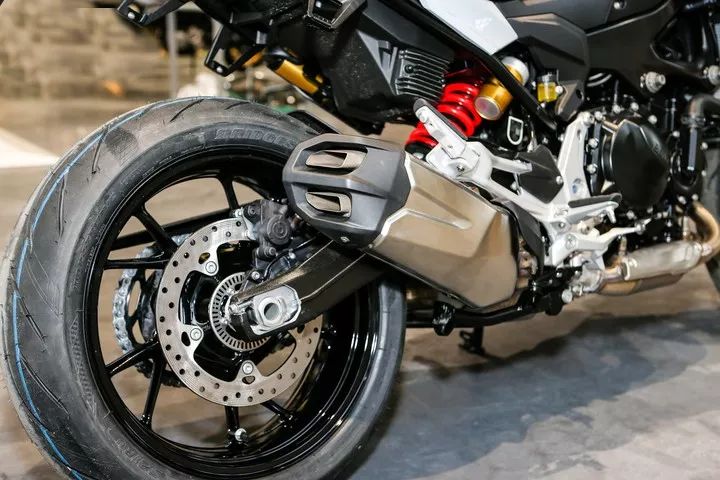 宝马f900r新车落地优惠,全新宝马f900xr落地价