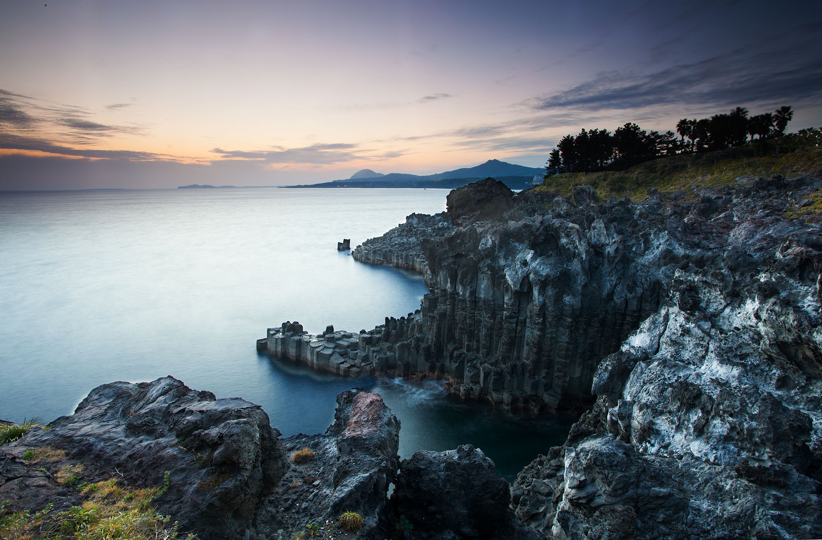 韩国本土和济州岛哪个容易去,去韩国旅游还是去济州岛