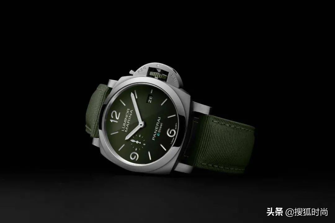 腕上必须带点绿？这潮流越来越热了