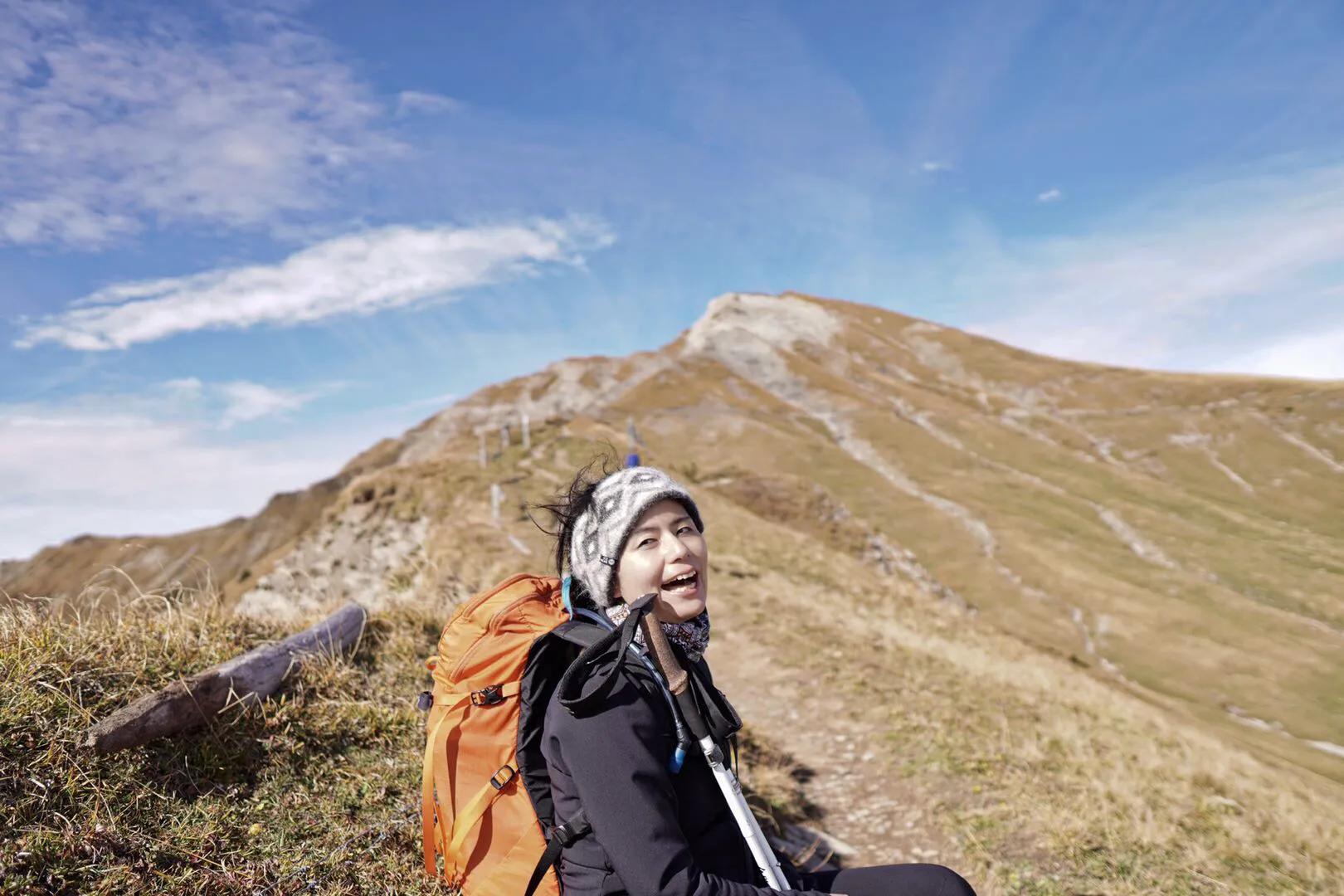 瑞士少女峰旅游详细攻略,四姑娘山徒步路线免费推荐