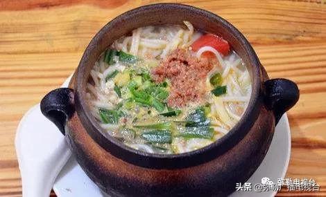 弥勒美食推荐离湖泉景区最近,弥勒五彩云池风景区