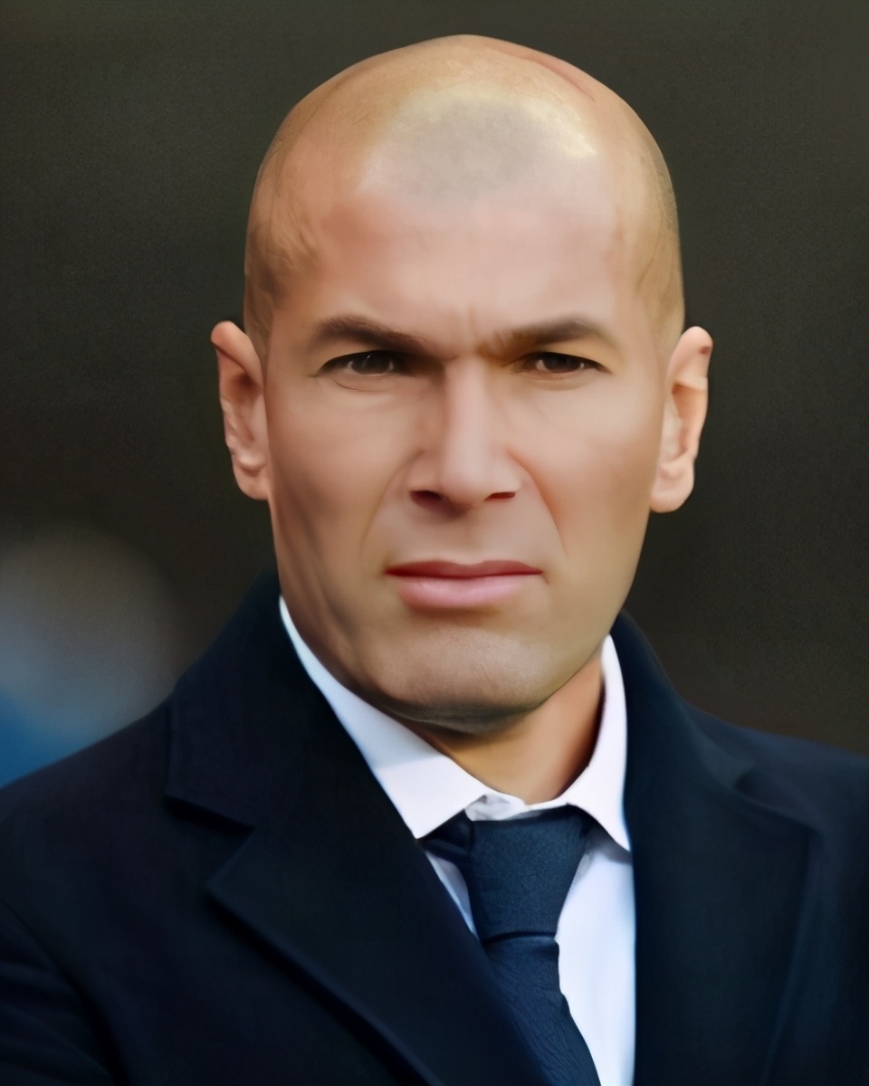 身披10号球衣,足球巨星排名贝利