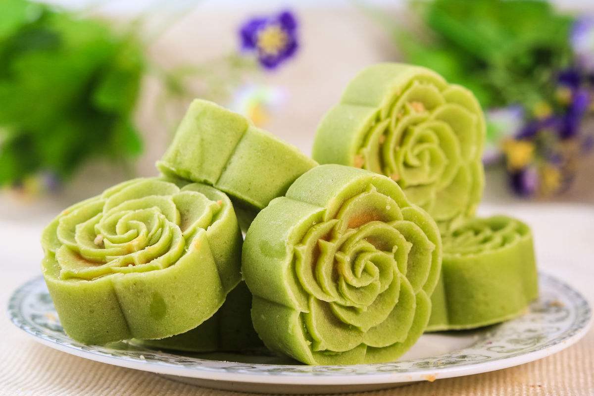自制清凉下火绿豆糕还可以当点心,如何制作简单的绿豆糕