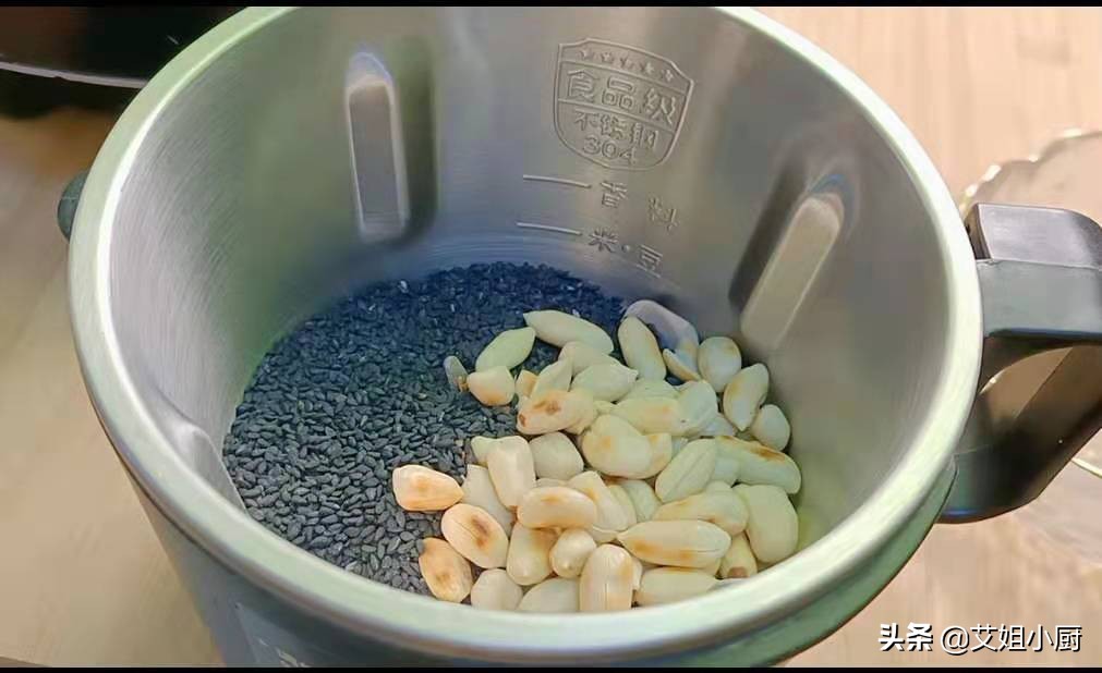 一斤糯米粉搭配多少粘米粉做汤圆,汤圆粉和大米粉包汤圆做法