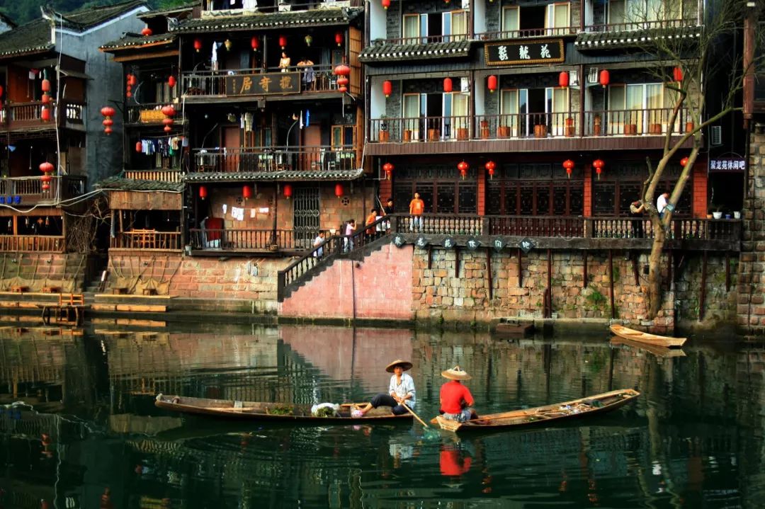 最值得去的10个国外旅行地,国内最值得去的二十个城市