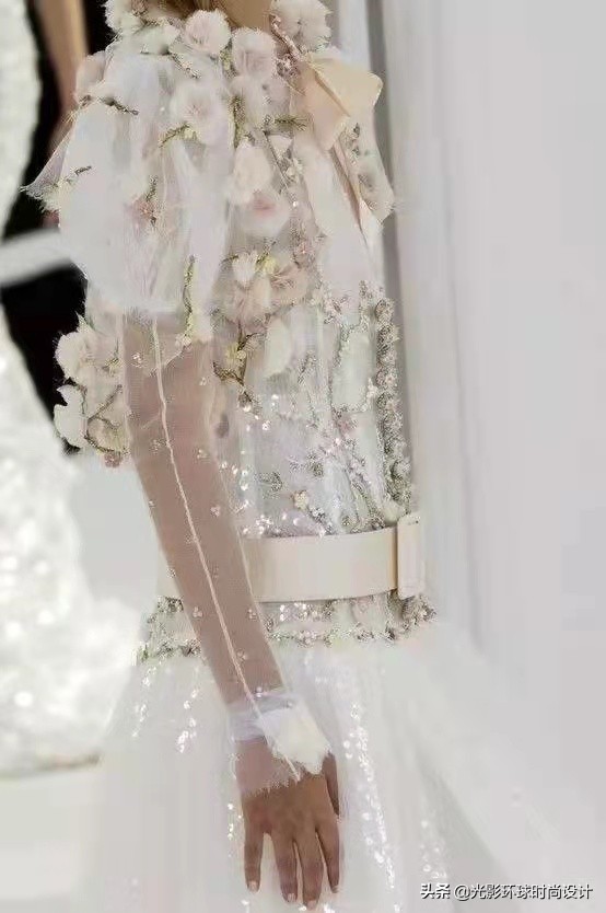 梭织面料适合做什么样的衣服,梭织面料斜纹卷边