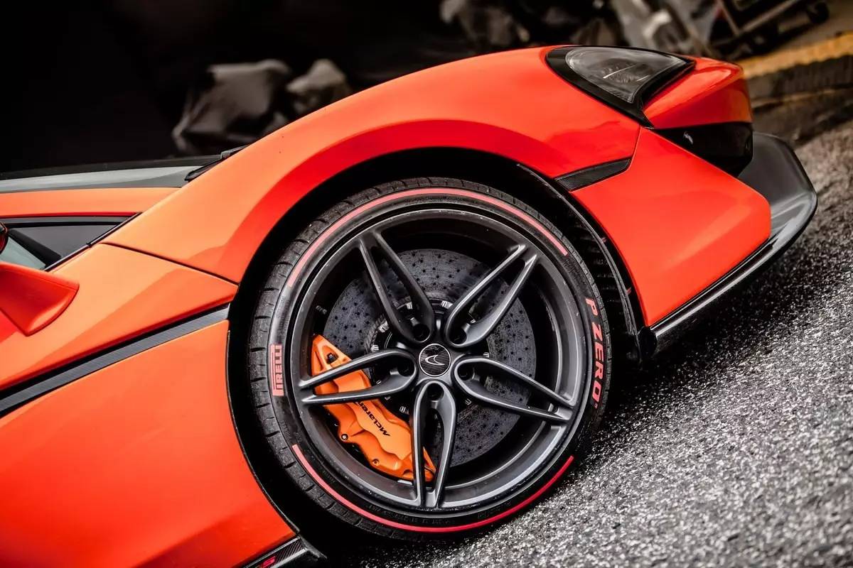 感觉轮胎瘪但是胎压没报警,胎压正常为什么感觉车有点晃