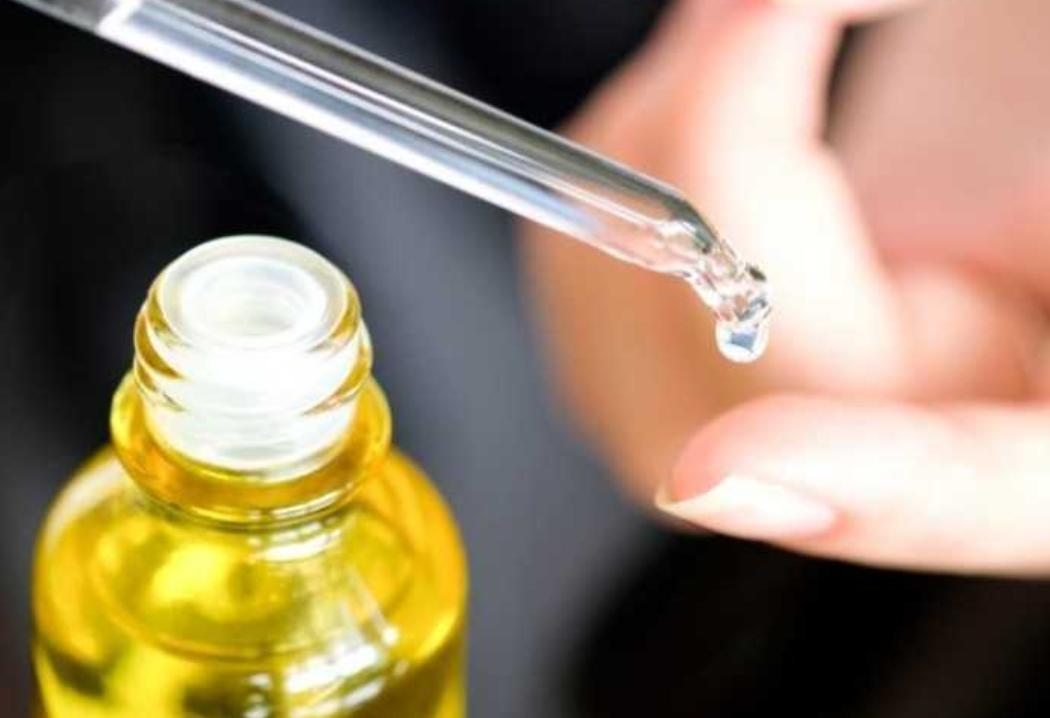 如何让气垫底妆更牢固,气垫怎么上底妆更自然