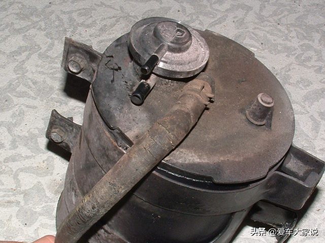 加油太满伤碳罐,加油太满会损坏碳罐吗