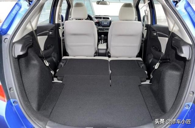 今日推荐十万以内代步车本田飞度,五万左右的飞度推荐