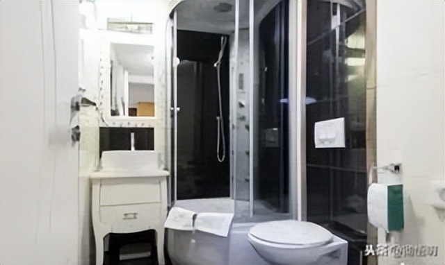 为什么情侣酒店天花板有镜子,为什么情侣酒店的浴室是玻璃的