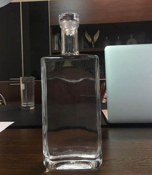 国外茅台价格为什么便宜,茅台在国外为什么卖这么便宜