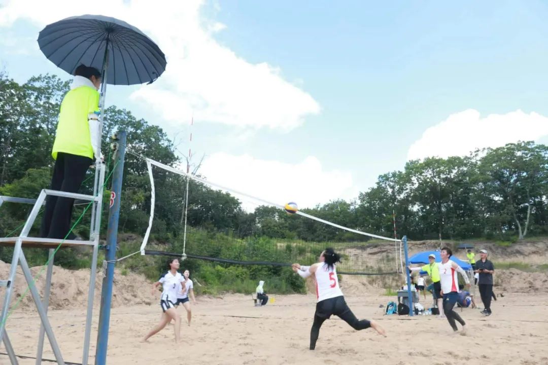 鸡西首届兴凯湖杯,兴凯湖沙滩足球比赛