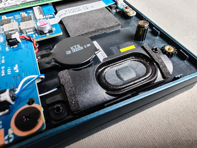 七彩虹将星x15at4050开箱,七彩虹将星x15at高配游戏测评