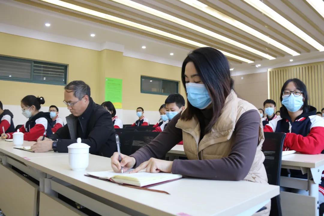 赓续红色血脉培育时代新人-郑州市第八十八中学一场生动的思政课