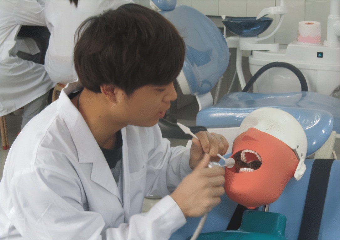 张雪峰老师个人不推荐的专科专业,张雪峰老师推荐大专生报什么专业