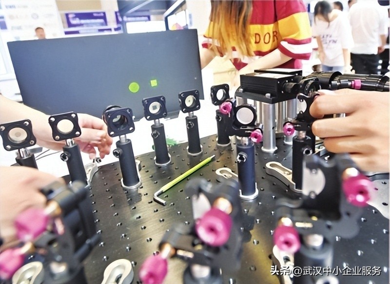 光博会新技术,2017全球硬科技峰会视频