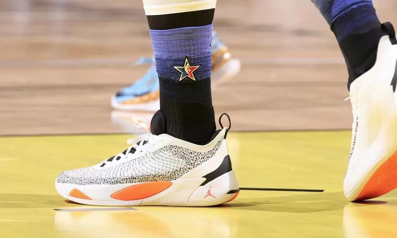 nike和adidas代言,2024nba全明星阿迪