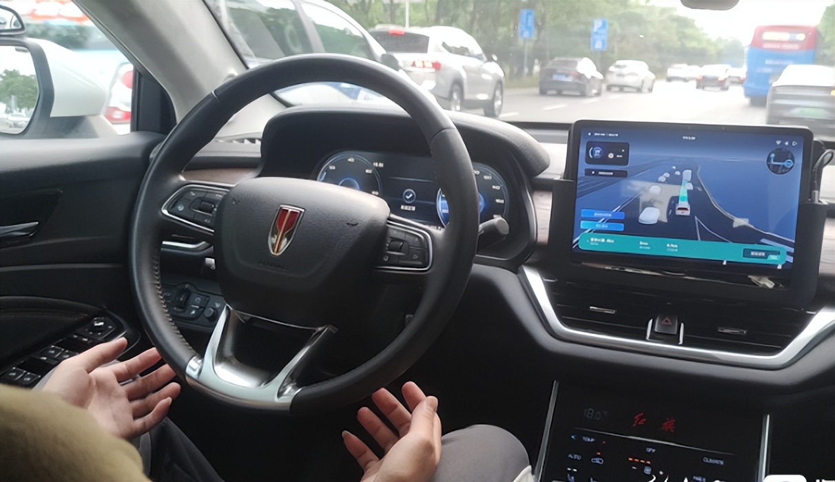 深圳无人驾驶网约车安吗,无人驾驶网约车深圳