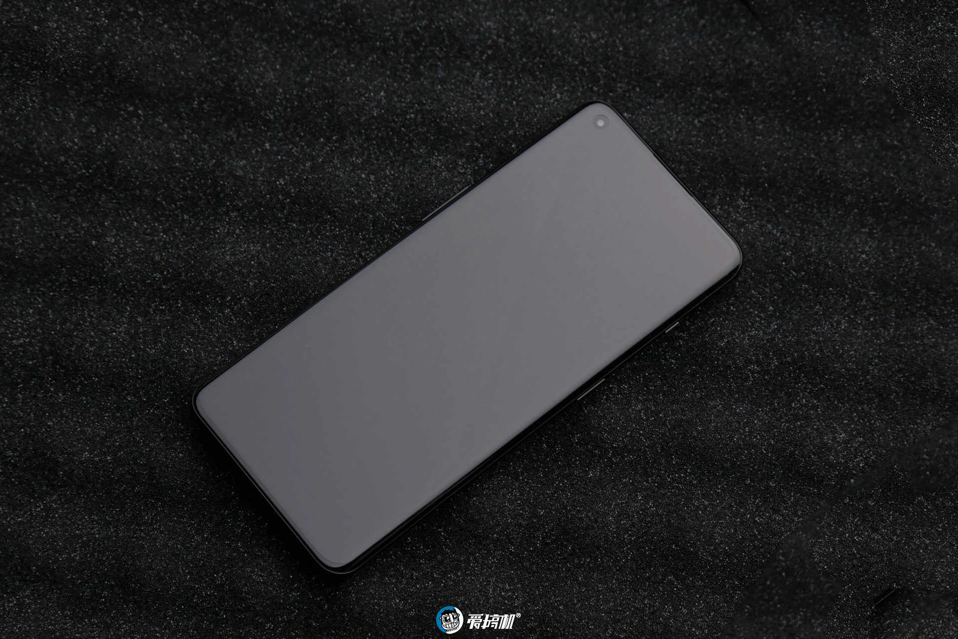 一加10pro对比苹果13,一加10pro和小米mix4