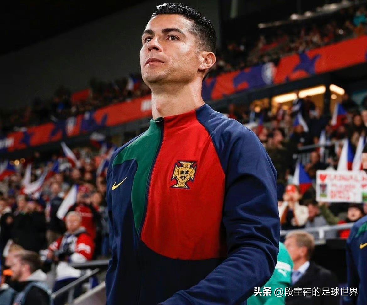 c罗错失单刀球葡萄牙对西班牙,c罗错失单刀球葡萄牙挑射