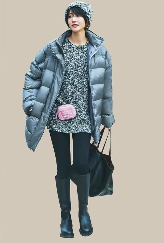 大衣短款羽绒服,时尚的短款羽绒服穿上显瘦又保暖