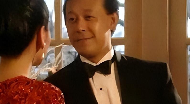 她在美国生活多少年,她在美国