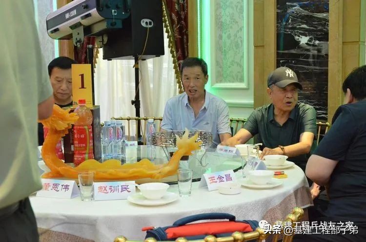 庆八一慰问退役老兵,庆八一老兵视频