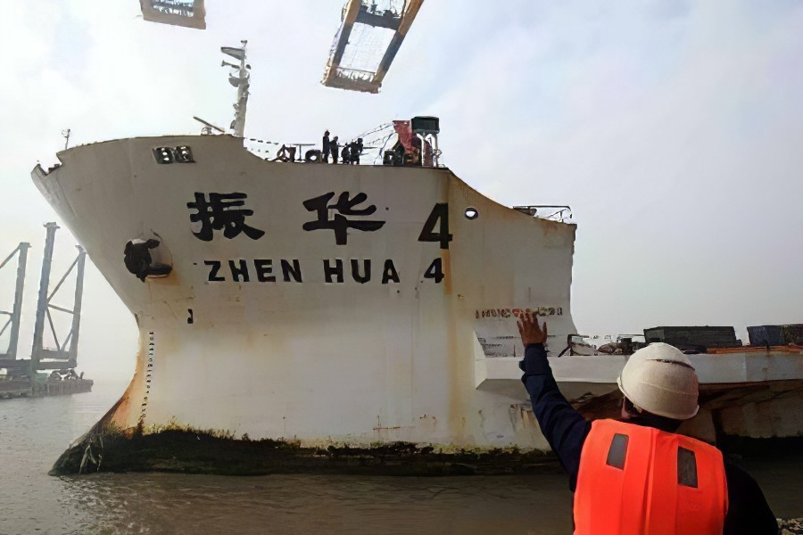 中国运输船遇到索马里海盗,中国运输船遇见索马里海盗