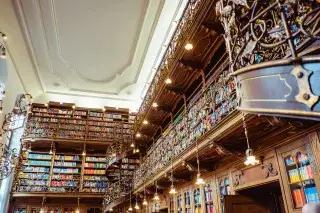 慕尼黑青岛啤酒节,拜仁慕尼黑主场安联球场