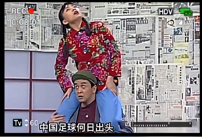 内马尔进球为白血病男孩跳舞,内马尔学患病孩子进球跳舞