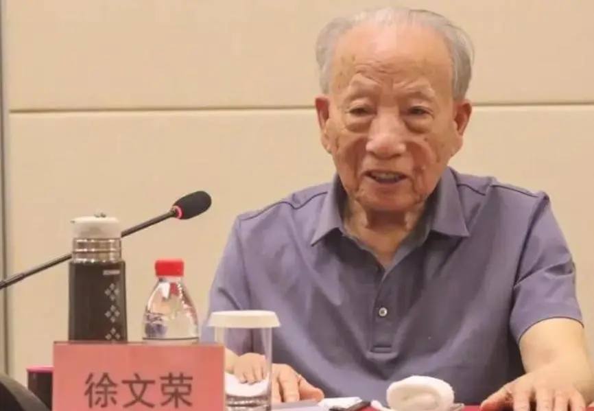 穷小子逆袭百亿富豪完整视频,穷小子逆袭成为千亿富翁